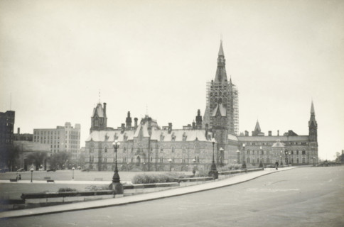 Parliament Buildings, Ottawa, Canada, Government Building Ottawa, photograph, title: 'GOVERNMENT