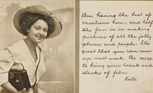 Advertisement for Kodak, picture postcard, stamp: '1910', inscription, inscription: 'Am having the
