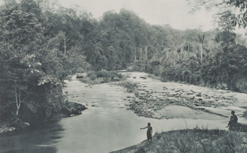 Soengei - Bowaya, Two people on the bank of the Soengei-Bowaya on Sumatra, Two Indonesian people on