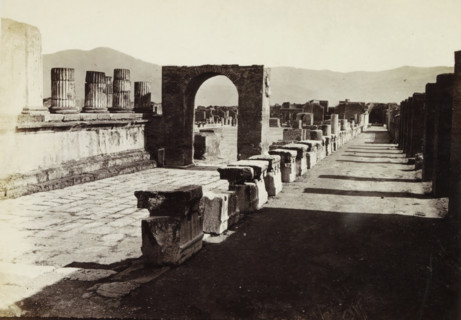 Foro e Tempio di Giove di Pompei., Remains of the forum and the Temple of Jupiter in Pompeii, album