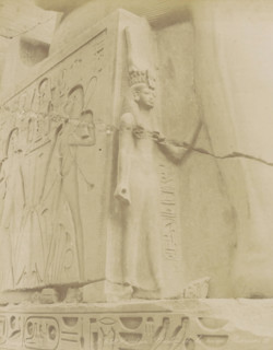 Sculpture of the queen of Pharaoh Ramses II in Luxor, Louksor Statue de la reine Ramses III,