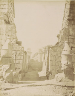 Porte triomphale de Louqsor (Egypt), Temple of Luxor, Colonnade and sculptures in Luxor (former