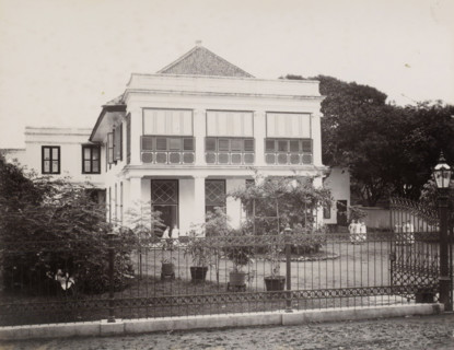 Exterior of the Ursuline Convent of Noordwijk (Batavia), Convent of Noordwijk, front., album page,