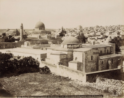 Eglise Ste-Anne et vue générale de Jérusalem.- St Anne's church and general view of Jerusalem.,