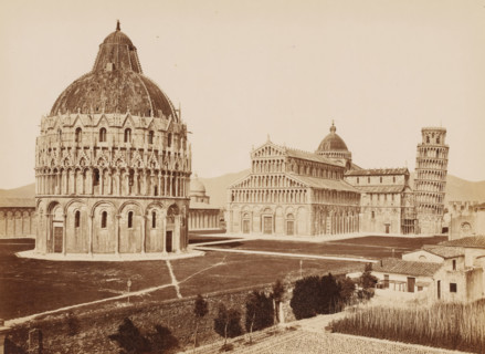 View of the Cathedral and the Baptistery in Pisa, Italy, Il Duomo e il Battistero, Pisa,