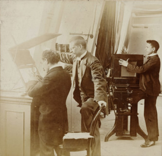 Photographers at work in a studio, stereograph, number: '12', Netherlands, 1882 - 1920,
