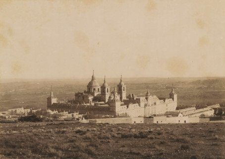 Escorial, el Monasterio desde la presa del Romeral, View of the Escorial near San Lorenzo de El