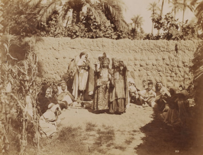Danse des Ouled Naïls, Group Ouled Naïl people in Algeria, Types Algeriens, photograph, number: 'L.