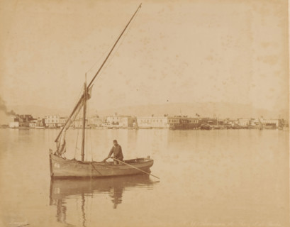 Panorama de Suez et de ..., Sailboat on the Suez Canal, photograph, inscription: 'foto Zangaki,