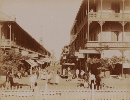 Rue du Commerce in Port Said, Rue du Commerce, Port Saïd, photograph, Port Said, 1860 - 1900,