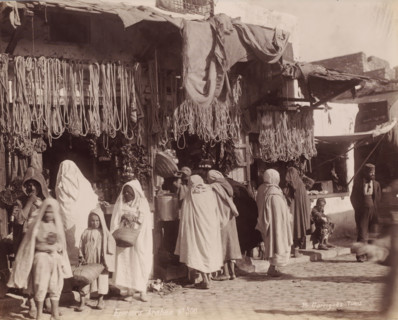 Grocery stores with customers, probably in Tunis, Epiciers Arabes, photograph, number: 'No 300',