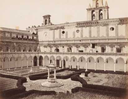 Cloitre a la Chartreuse S.Martin, Courtyard of the Charterhouse of Saint Martin in Naples, Italy,
