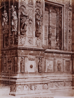 Dettaglio della facciata della Chiesa, Detail of the front of the monastery church Certosa di Pavia