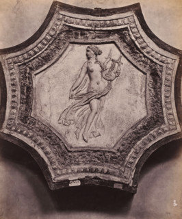 Relief depicting Medea, photograph, number: '61.', inscription: 'Stuc de Pompei, .. Medea', number: