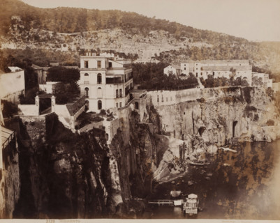 Sorrento, View of the cliffs of Sorrento, Italy, photograph, number: '2129', photographer: Giorgio