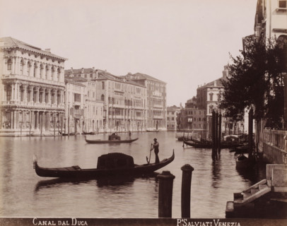 Canal dal Duca, Gondolas in the Grand Canal in Venice, photograph, inscription: 'Venetié',