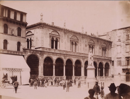 Statue of Dante on the Piazza dei Signori in Verona, Italy, photograph, number: '13', inscription: