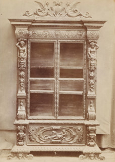 Walnut case, No 3 Mobile Noce, photograph, page, inscription: 'Ia. 320', inscription: 'Alto, 245.