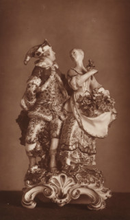 Two porcelain statues, depicting summer and winter, page, photomechanical print, number: '3101',