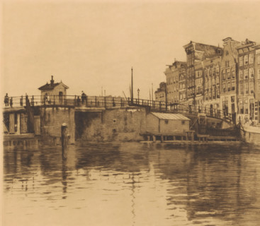 View of the Waalseilandsgracht towards the Kraansluis, Kraansluis, houses on the right (original