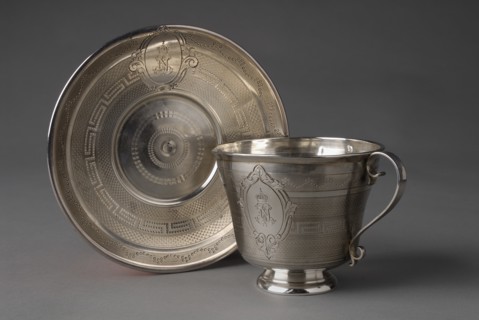 Tasse et sous-tasse