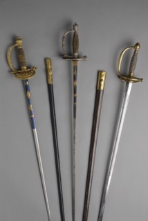 Ensemble d'épées du 19e siècle