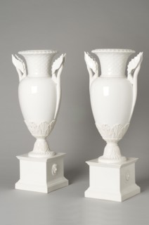 Pair of vases, baluster-shaped, beginnig of the 19th Century