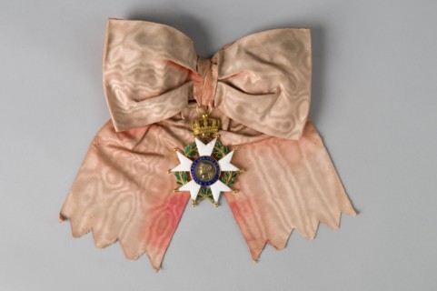 Grand aigle de la Légion d'Honneur qui aurait appartenu au Maréchal MacDonald
