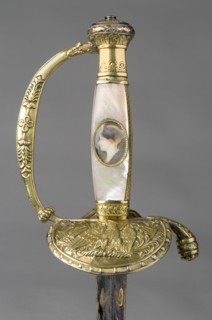 Epée offerte par le prince Eugène de Beauharnais au comte de Tascher de la Pagerie, 1er Empire