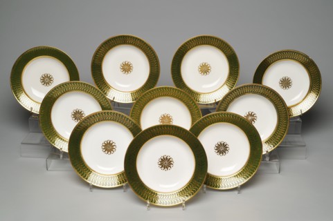 Manufacture impériale de Sèvres, Dix assiettes à soupe en porcelaine