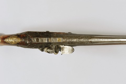 Paire de pistolets d'arçon à silex (détail)