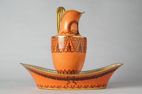 Manufacture royale de Sèvres, Aiguière et son bassin