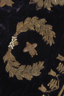 Traîne de manteau (détail)