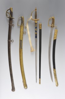 Sabre et épée