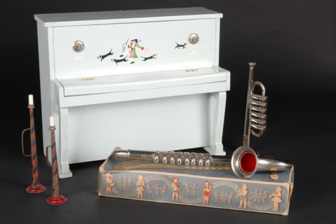 Jouets : ensemble d'instruments de musique pour enfants