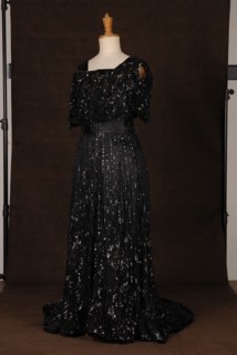 Costume de théâtre : robe noire 1900 pailletée