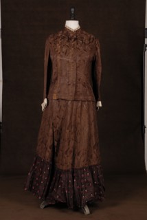 Costume de théâtre : robe 1900 marron