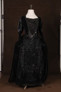 Costume de théâtre : robe style Louis XIV noire