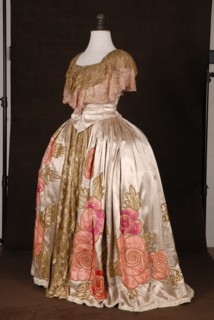 Theatrical costume : Louis XV satin dress