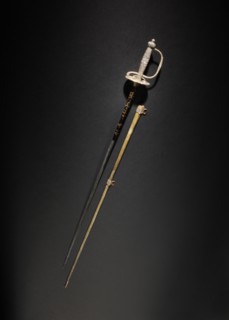 Epée de cour en or, ornée de diamants