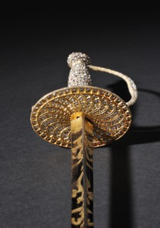 Epée de cour en or, ornée de diamants