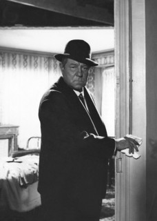 Maigret voit rouge