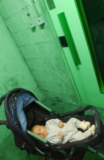 BEBE-PREMIER AGE-FRANCE