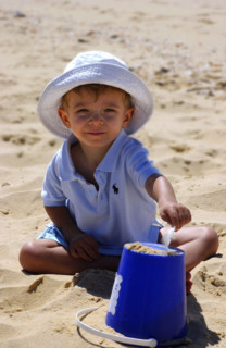 AMUSEMENT A LA PLAGE-FRANCE