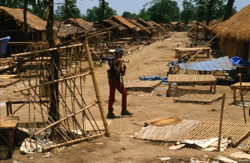 CAMBODGE GUERILLA 1985