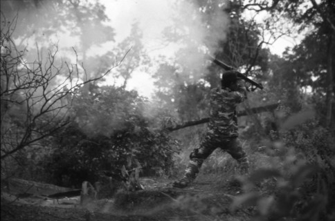 CAMBODGE GUERILLA 1985