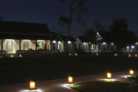 Laos, Aman resorts