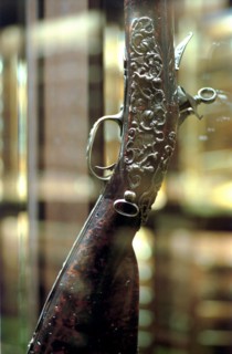 ITALIE. L'USINE D'ARMEMENT BERETTA, L'UNE DES PLUS CELEBRES DANS LA FABRICATION D'ARMES DE CHASSE