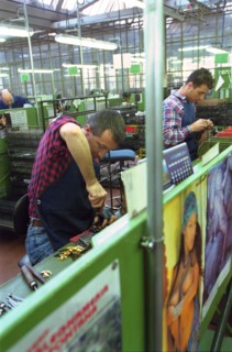 ITALIE. L'USINE D'ARMEMENT BERETTA, L'UNE DES PLUS CELEBRES DANS LA FABRICATION D'ARMES DE CHASSE