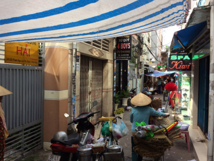 Vietnam – Tourism & Business
